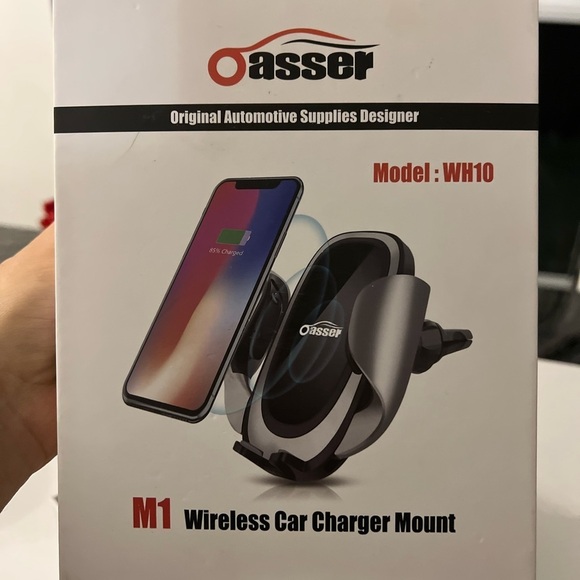 Wireless car  charger and phone holder - Picture 6 of 11